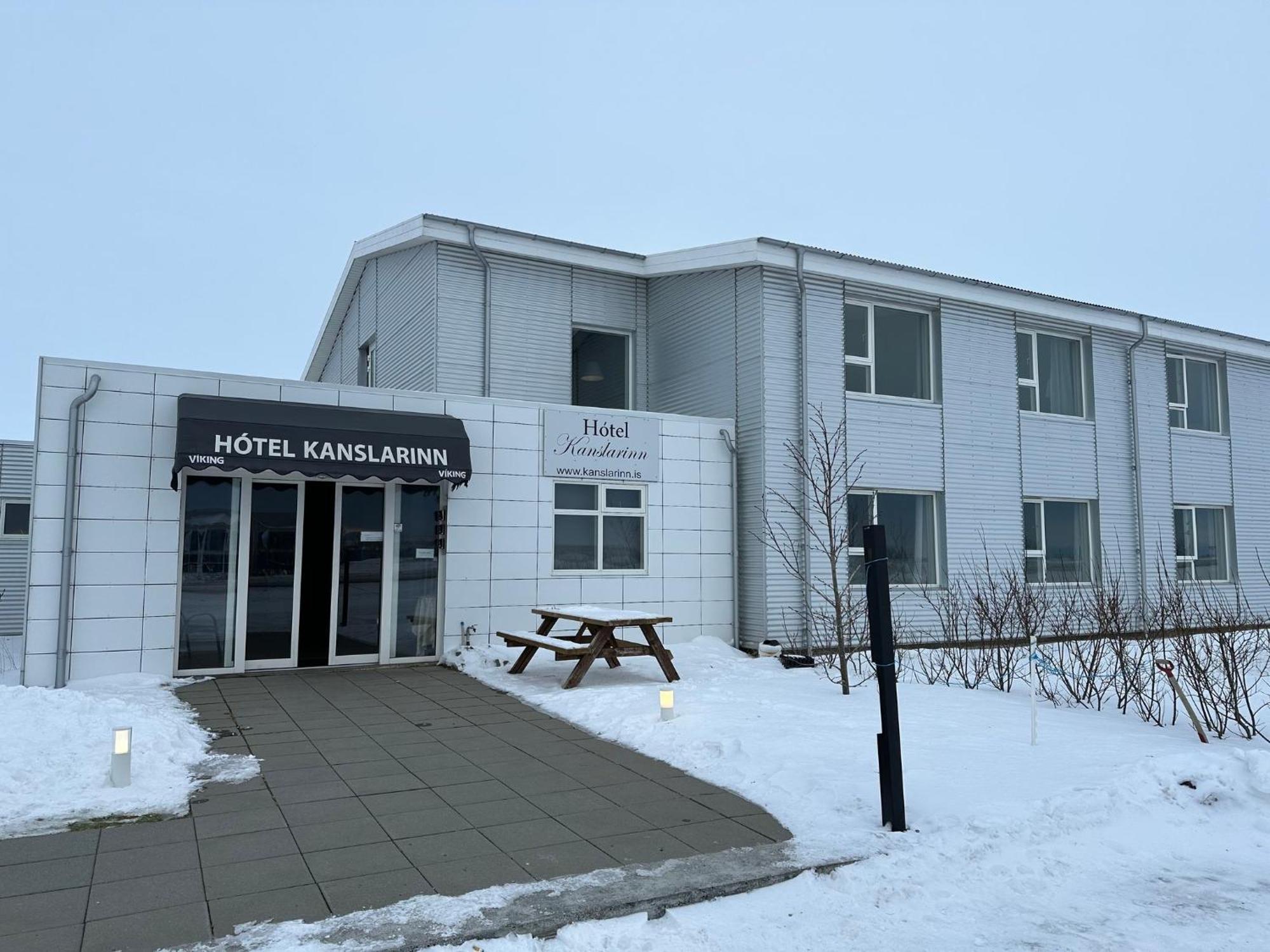 Hotel Kanslarinn Хела Екстериор снимка