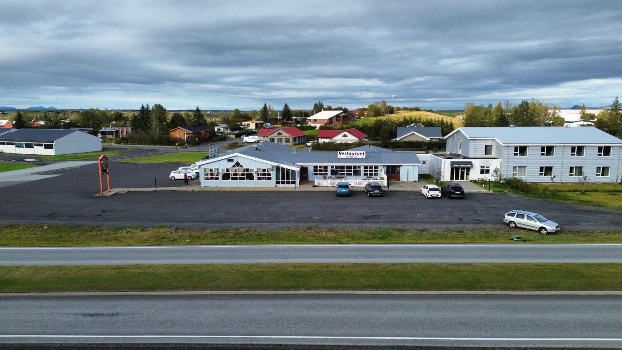 Hotel Kanslarinn Хела Екстериор снимка