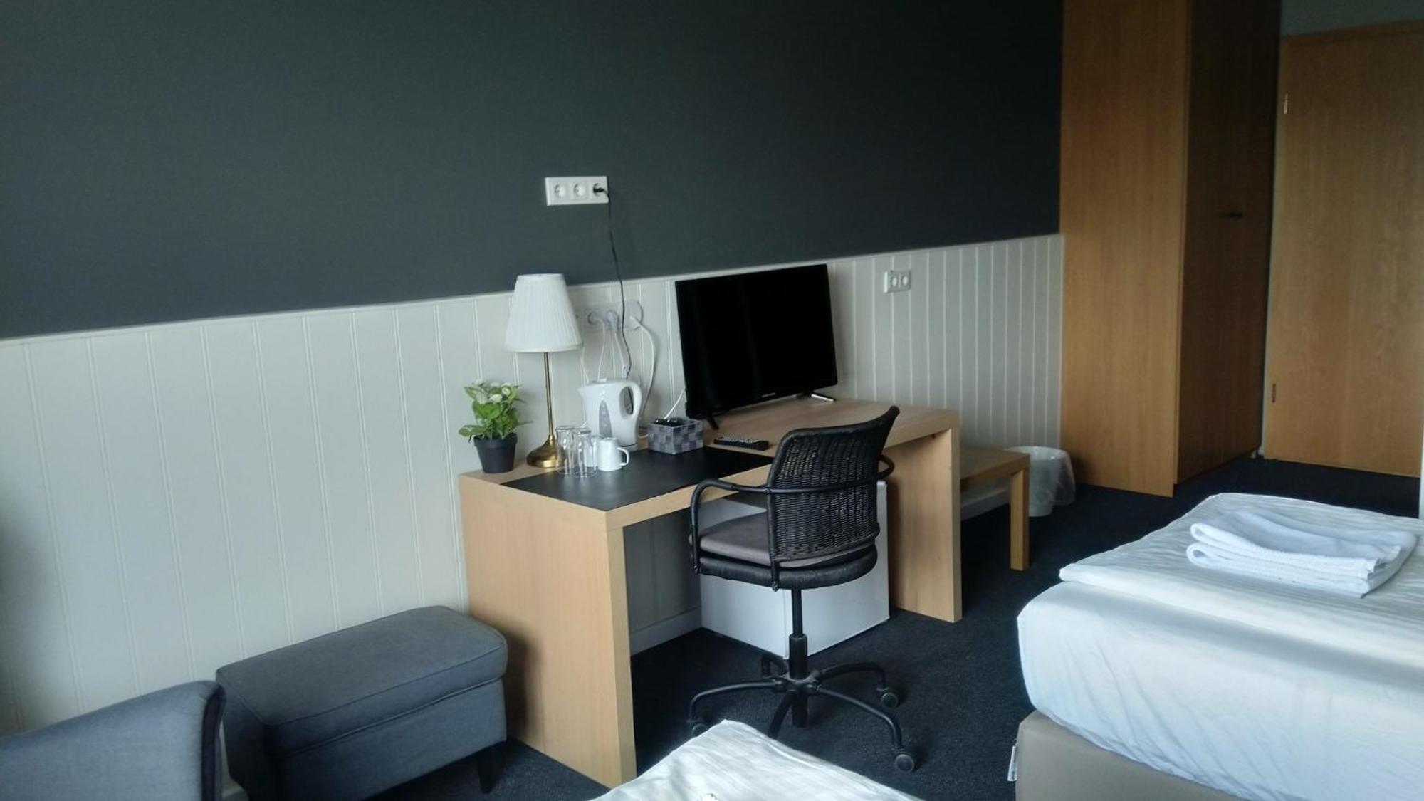 Hotel Kanslarinn Хела Екстериор снимка