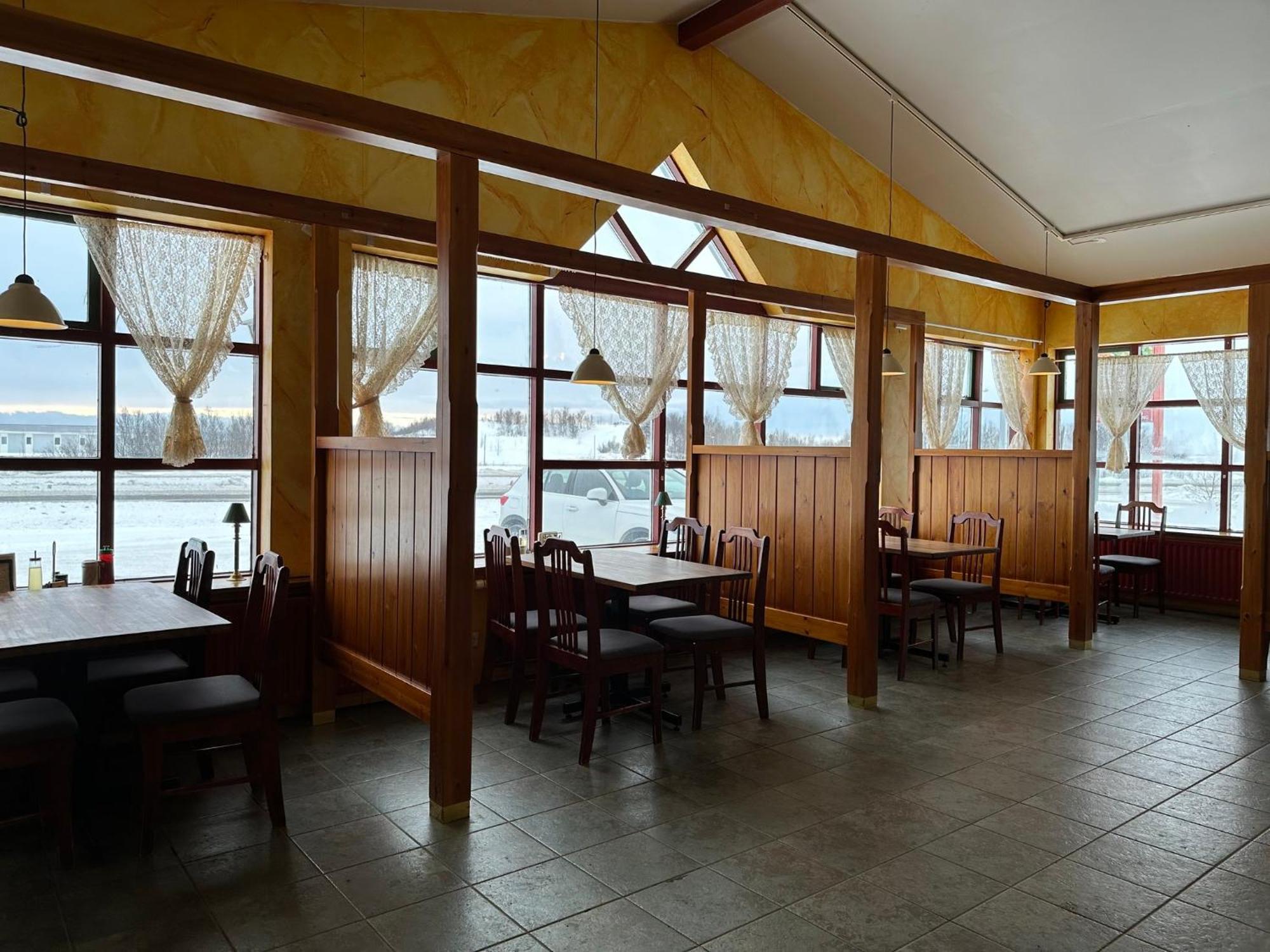 Hotel Kanslarinn Хела Екстериор снимка